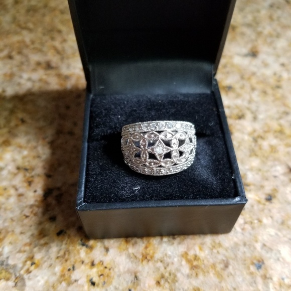 Silver evening ring - Picture 1 of 3